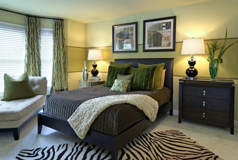 Olive color in the interior of the bedroom