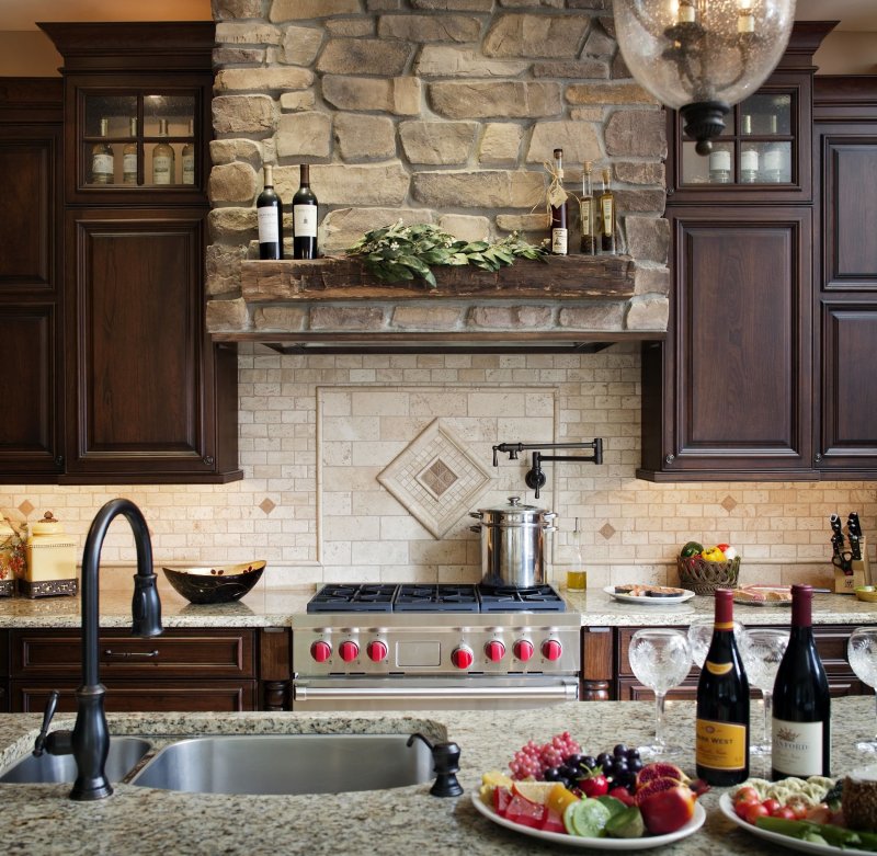 Stone in the interior of the kitchen