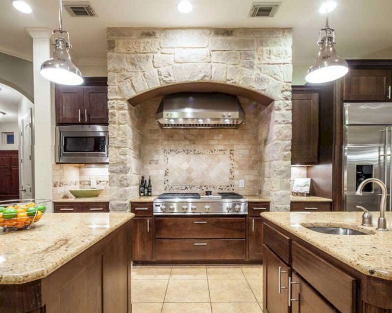 Stone in the interior of the kitchen