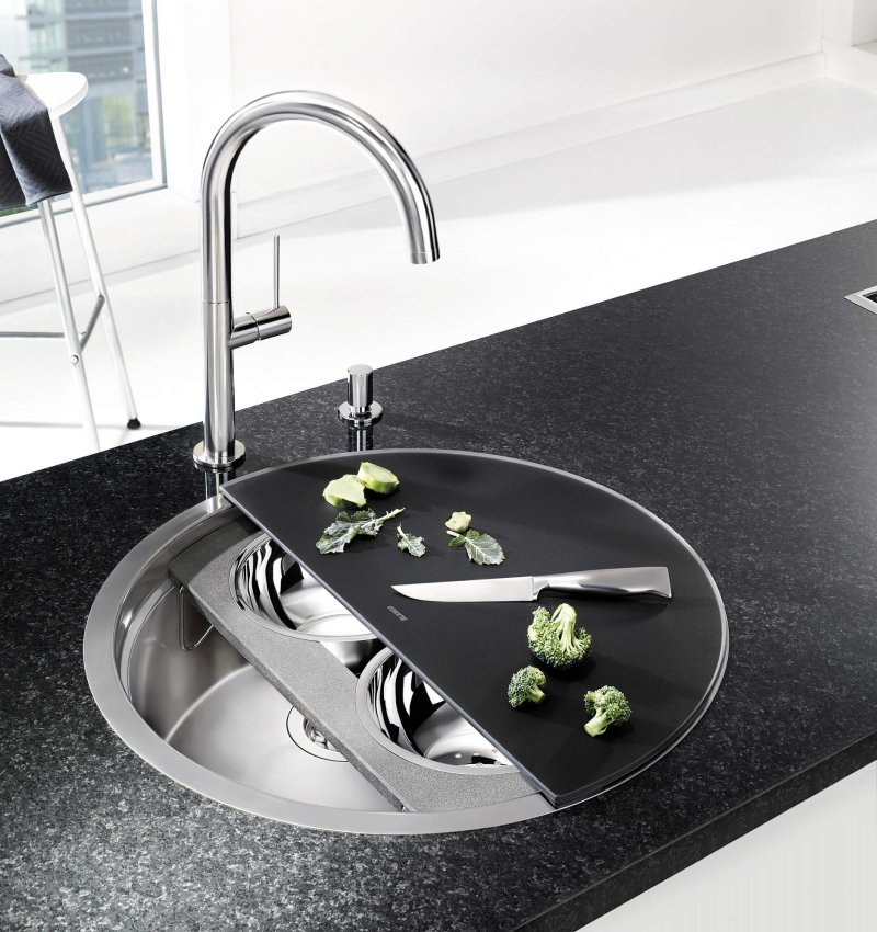 Unusual kitchen sinks