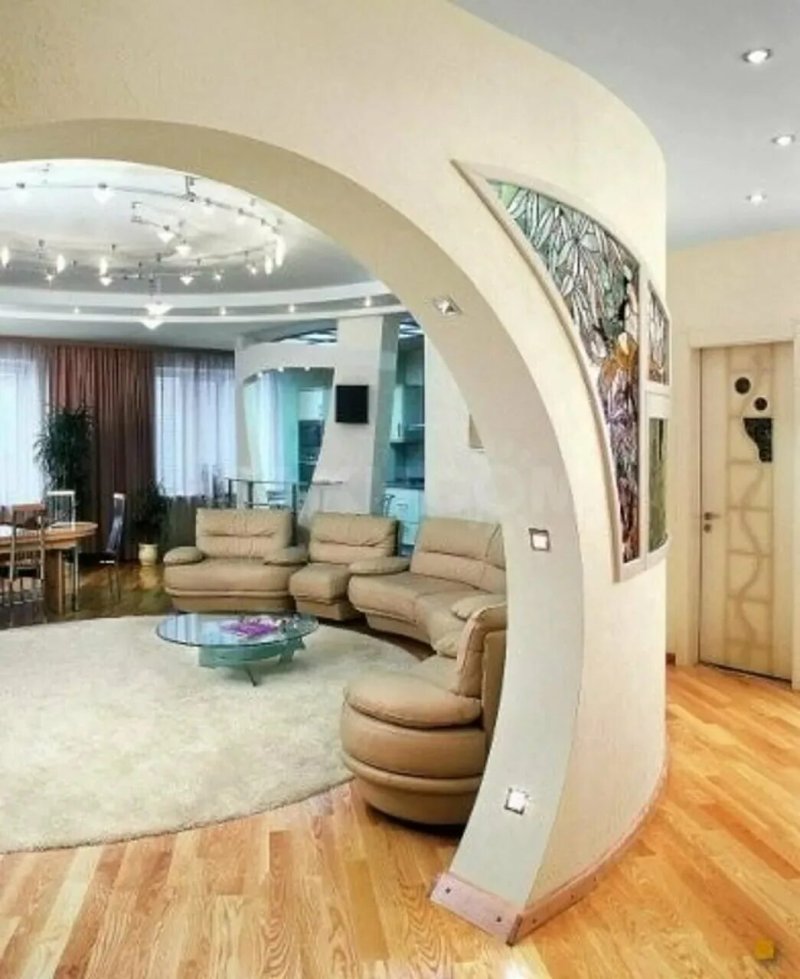 Arch in a modern interior