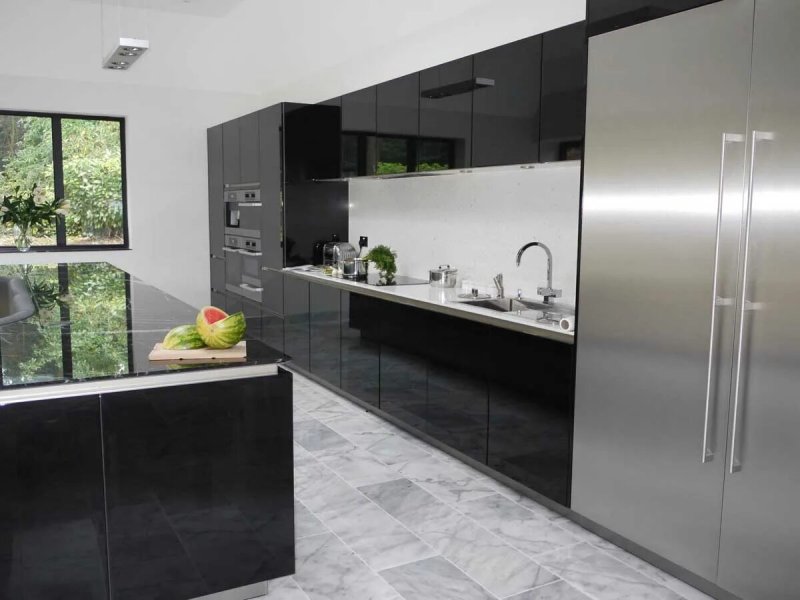 Black glossy kitchen