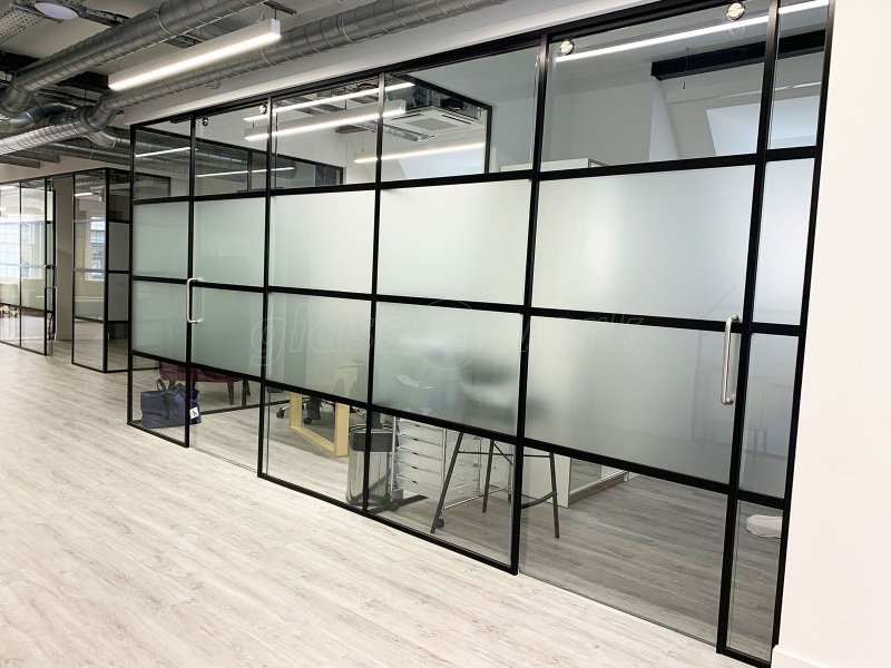 Glass partition