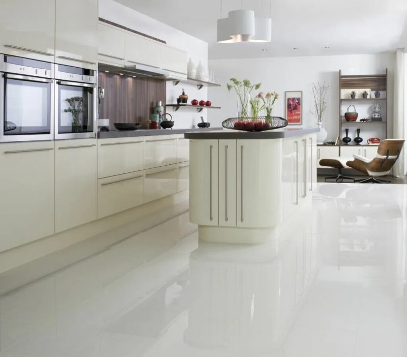 Glossy tiles in the kitchen