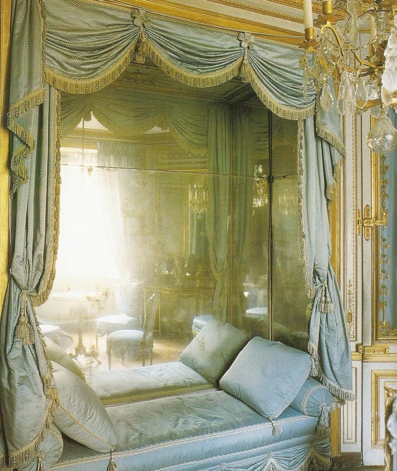 Mary Antoinette bedroom in Versailles