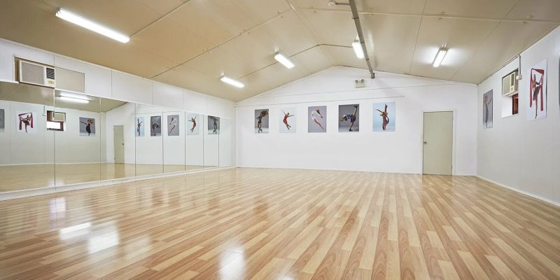 Choreographic hall