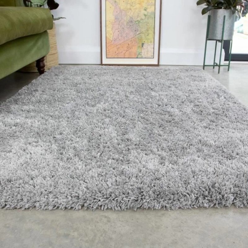 High pile carpet