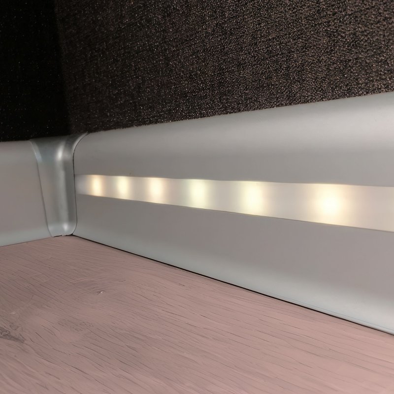 LED belt skirting board