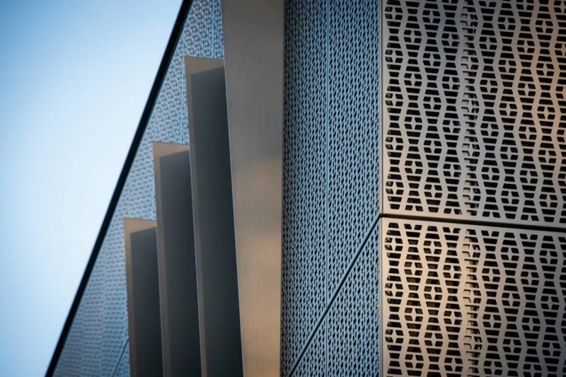 Perforated facades of SIAL