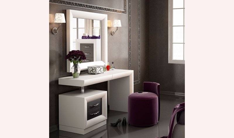 Console, toilet table Vanity Table