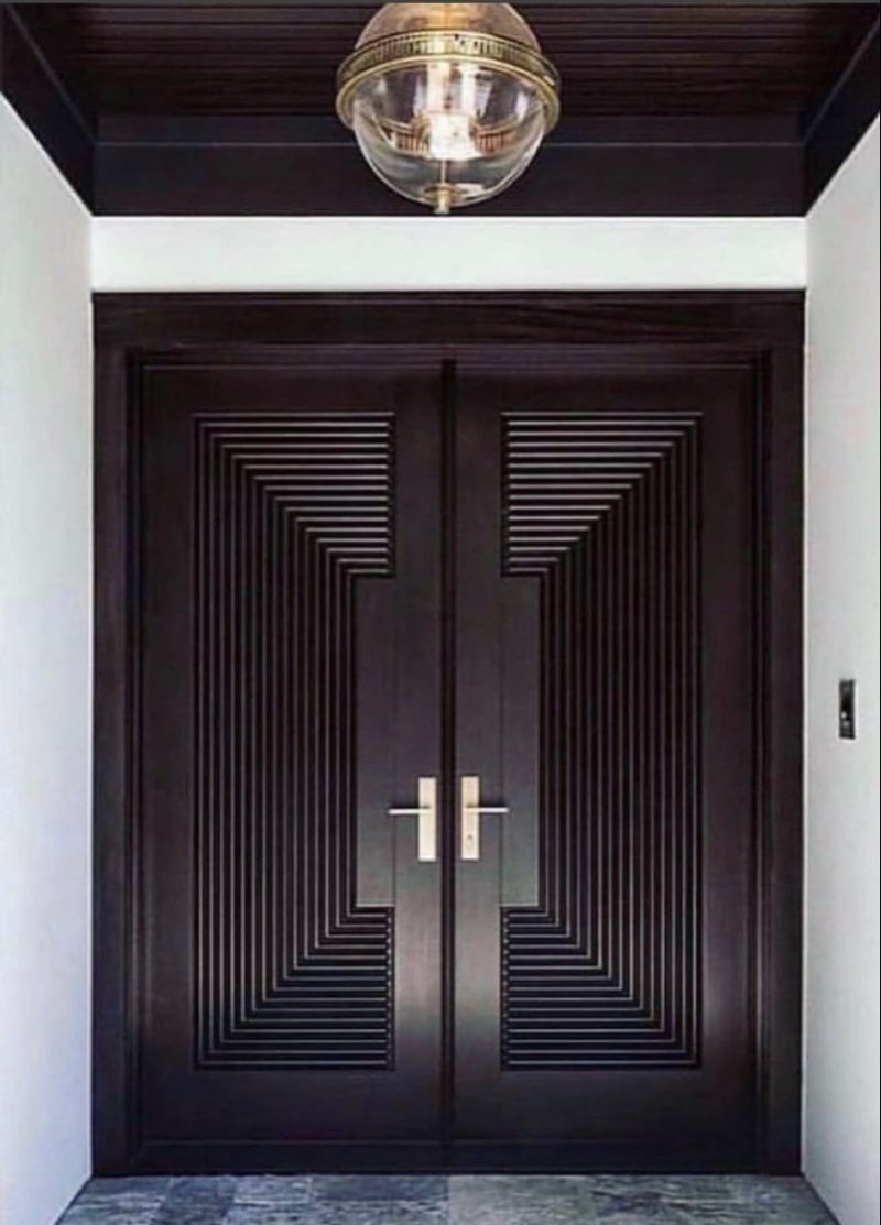 Portalle entrance doors