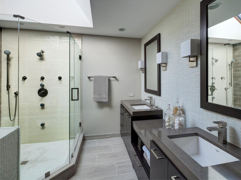 American -style bathroom