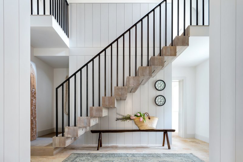 Staircase in modern style