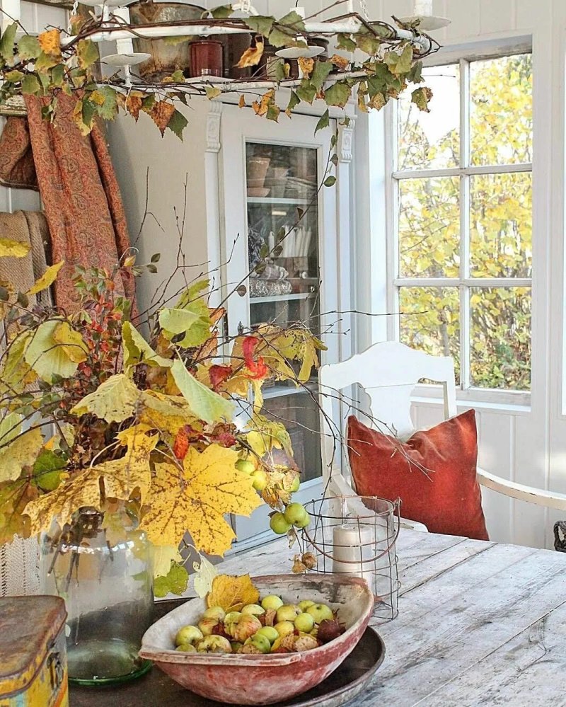 Autumn decor for the house