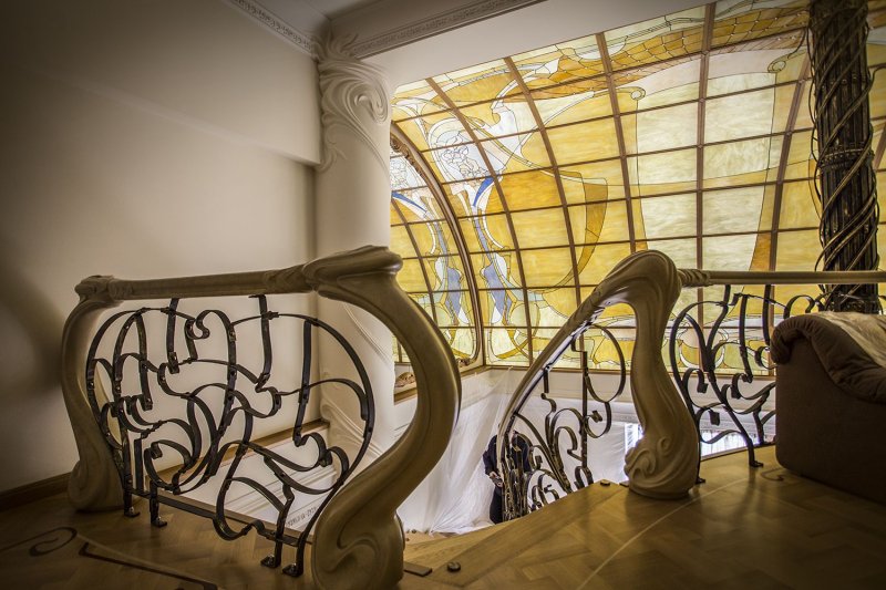 Art nouveau style in the interior