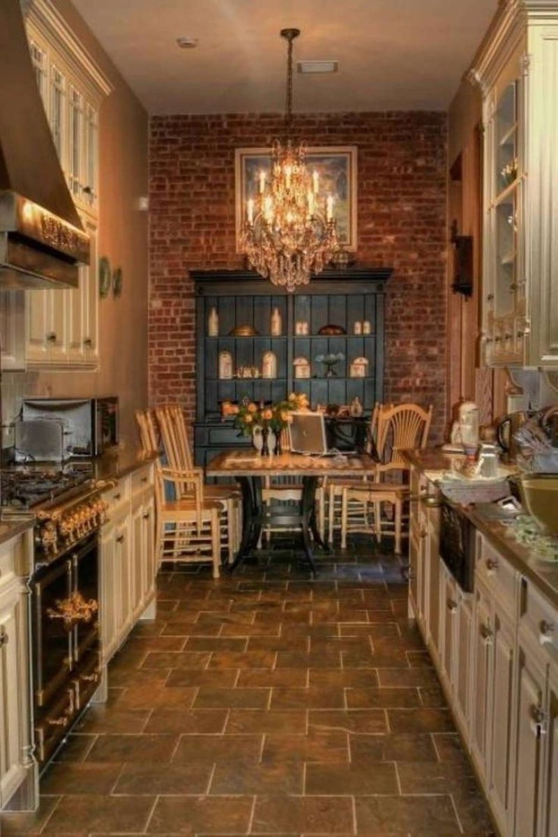 Kitchen in the Tuscan Country style