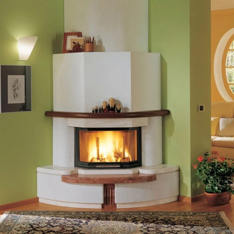 Corner fireplace