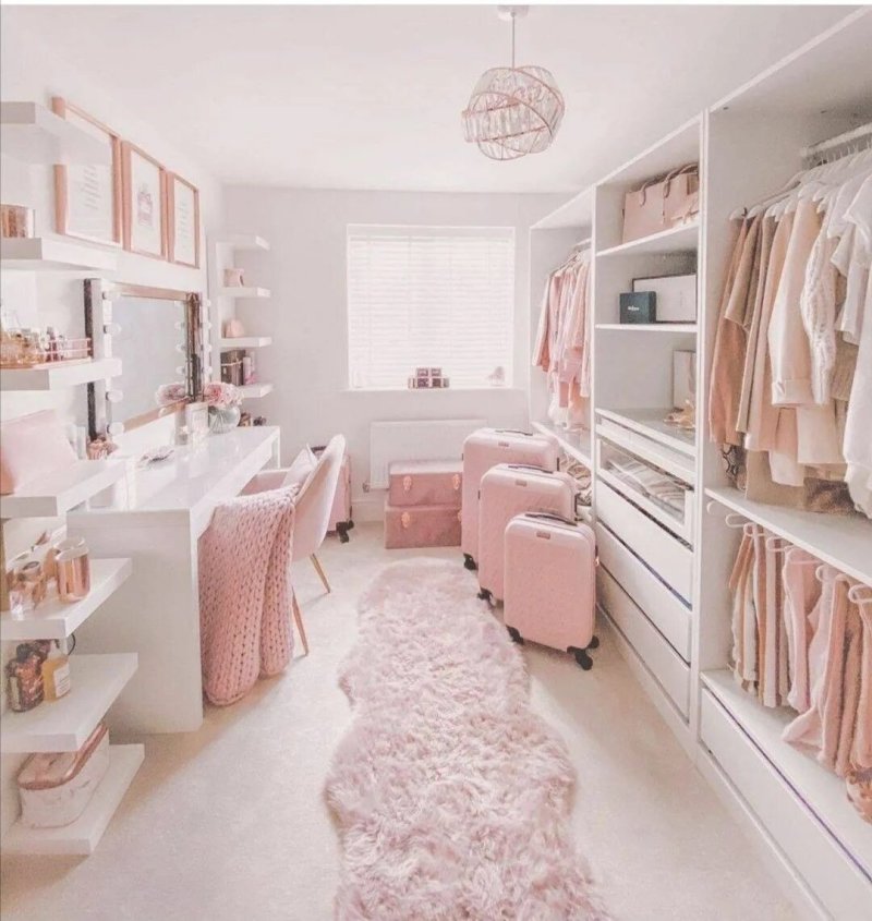 Gennifer Lopez Wardrobe Room