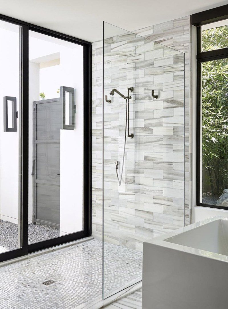 Enigma glass shower