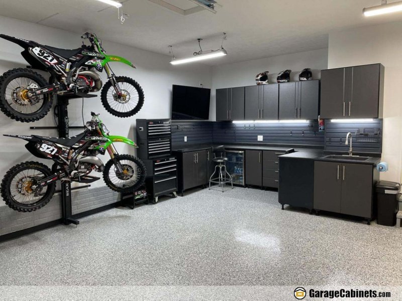 Garage for a motorcycle