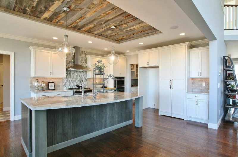 Wooden ceiling in the kitchen