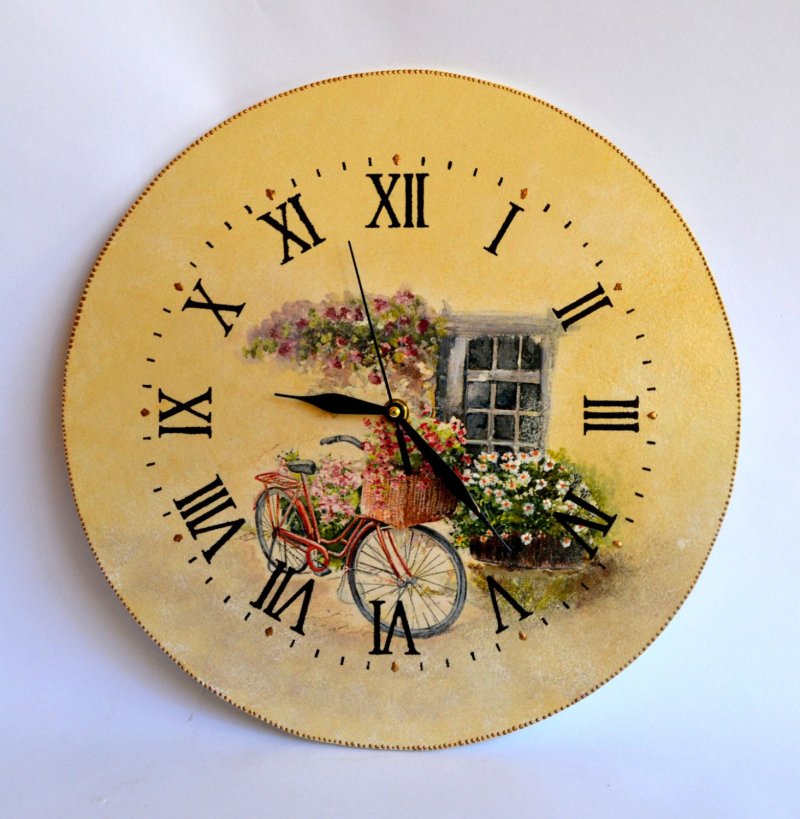 Decoupage watch