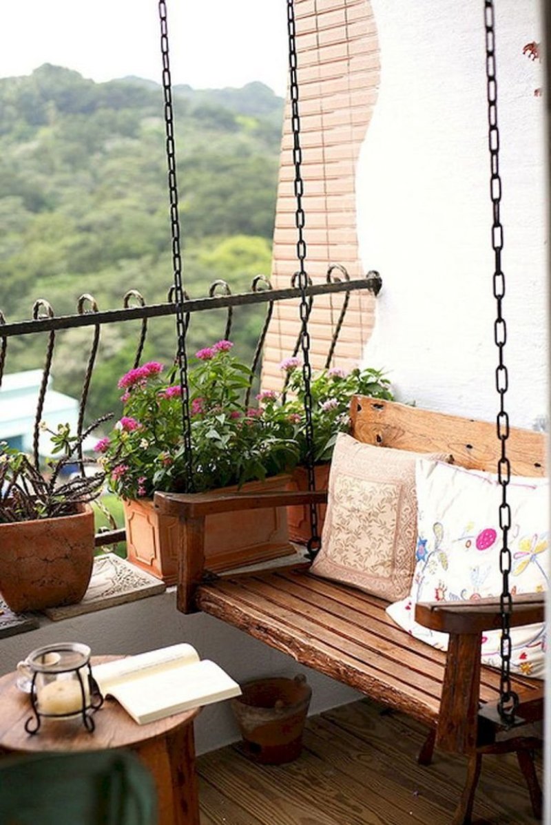 The balcony of the interior