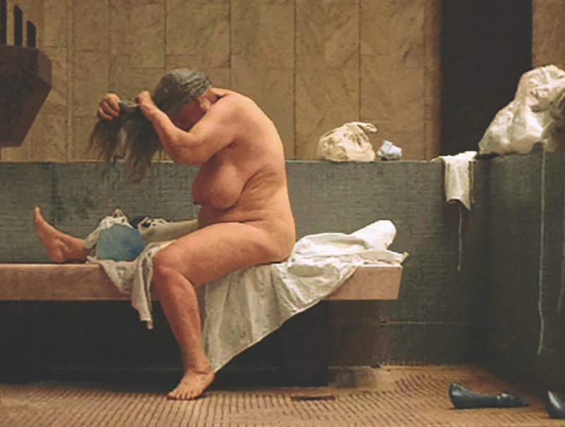 Soviet women in the bath