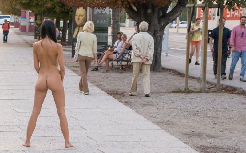 Naked women in public places