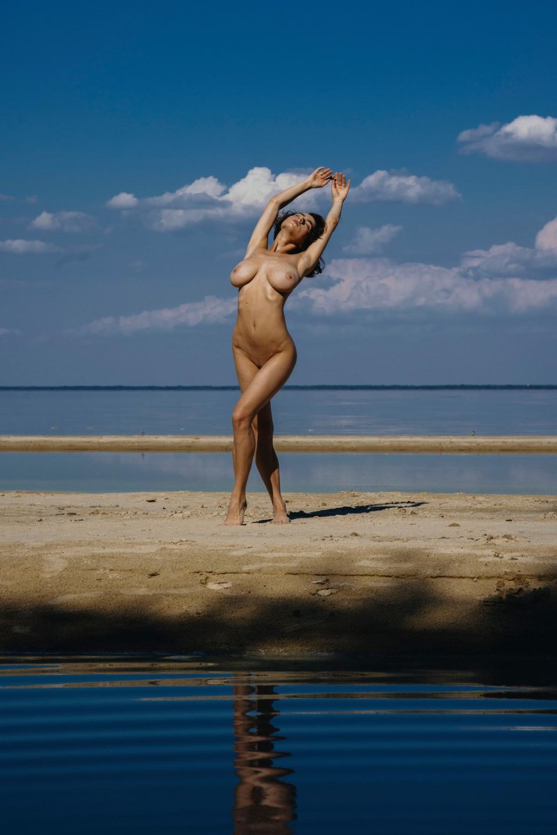 Erotica beach