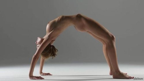 Naked girls do yoga