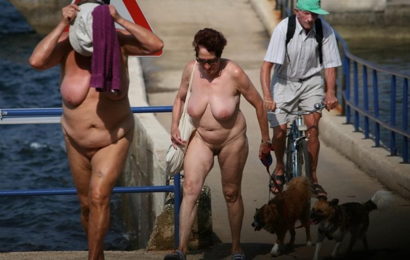 Older women nudists