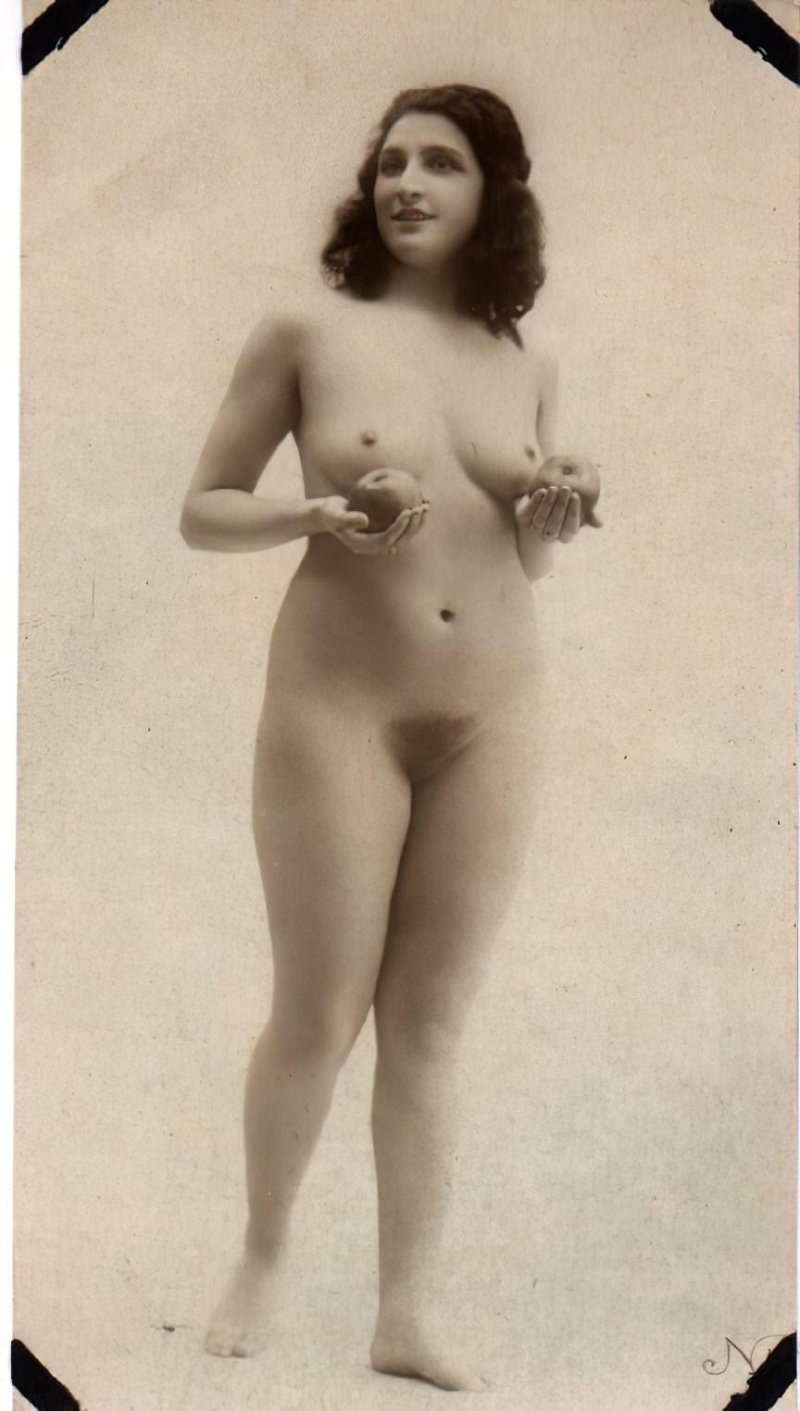 Old naked women