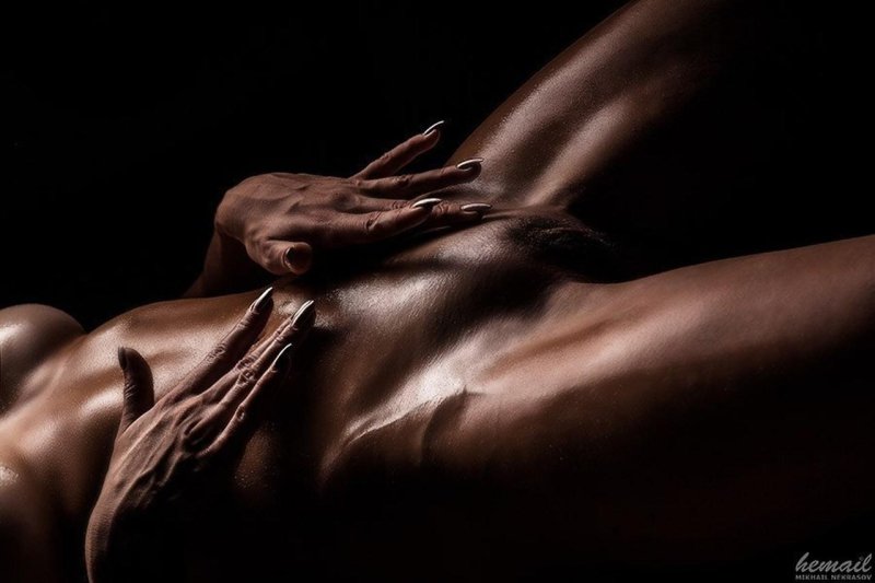 Female body Erotic