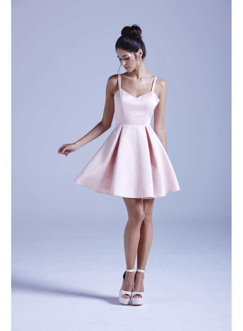 Short dress