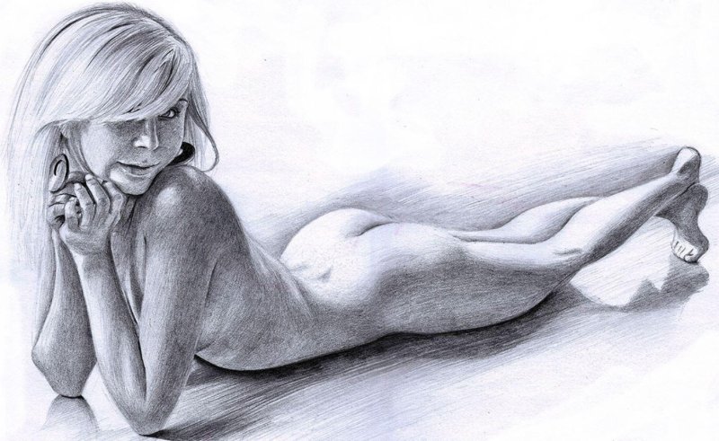 Drawings of naked girls