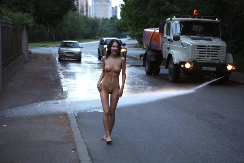 Girls naked on the highway