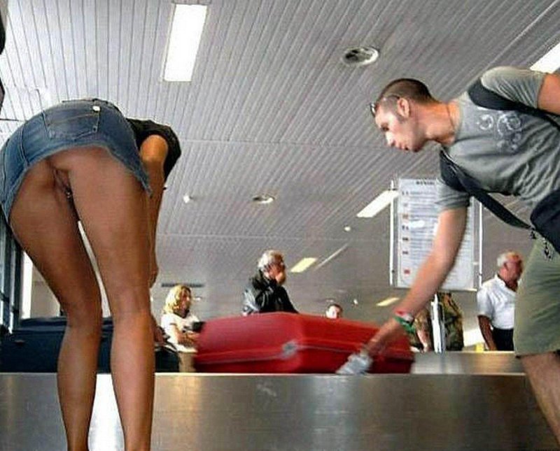 Beautiful girls without panties