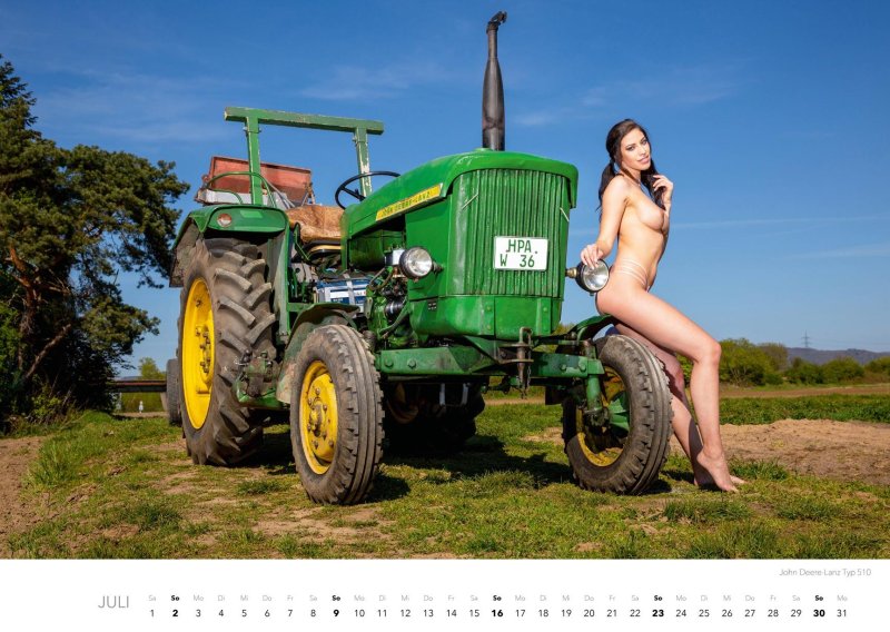 Girls and Tractor John Dir