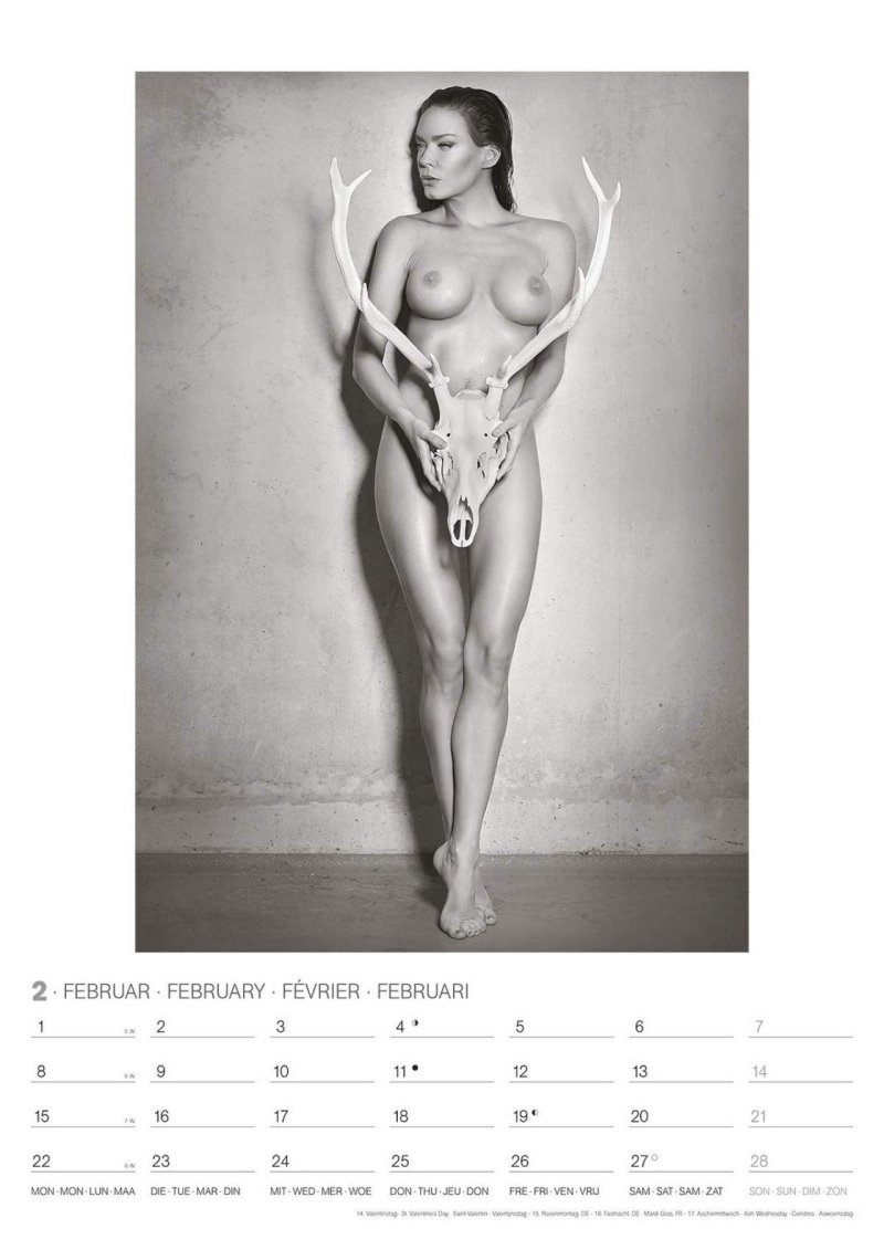 Calendar nude
