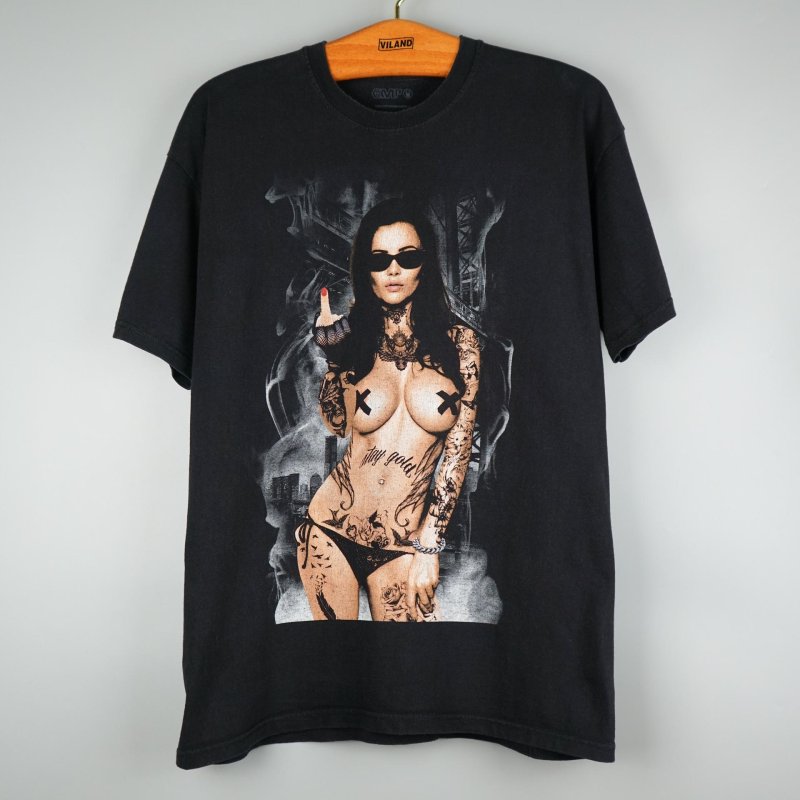T -shirts with a seal