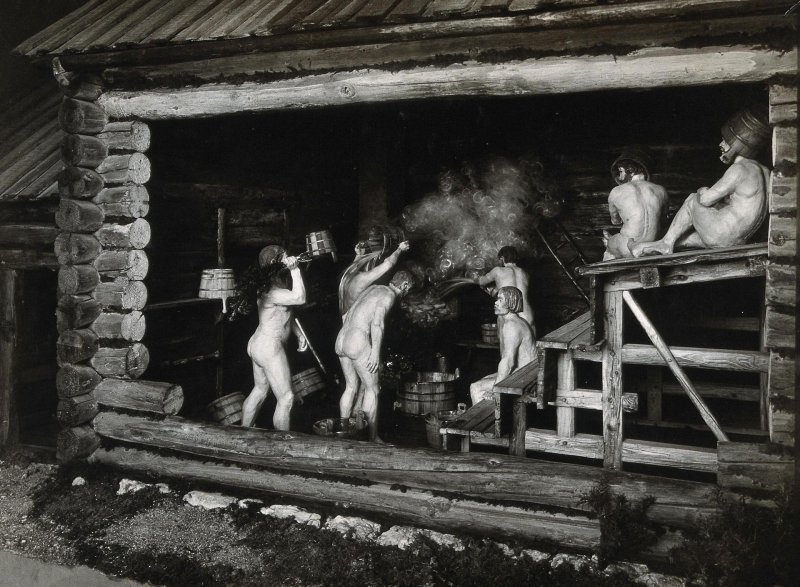 Naked women in Soviet baths