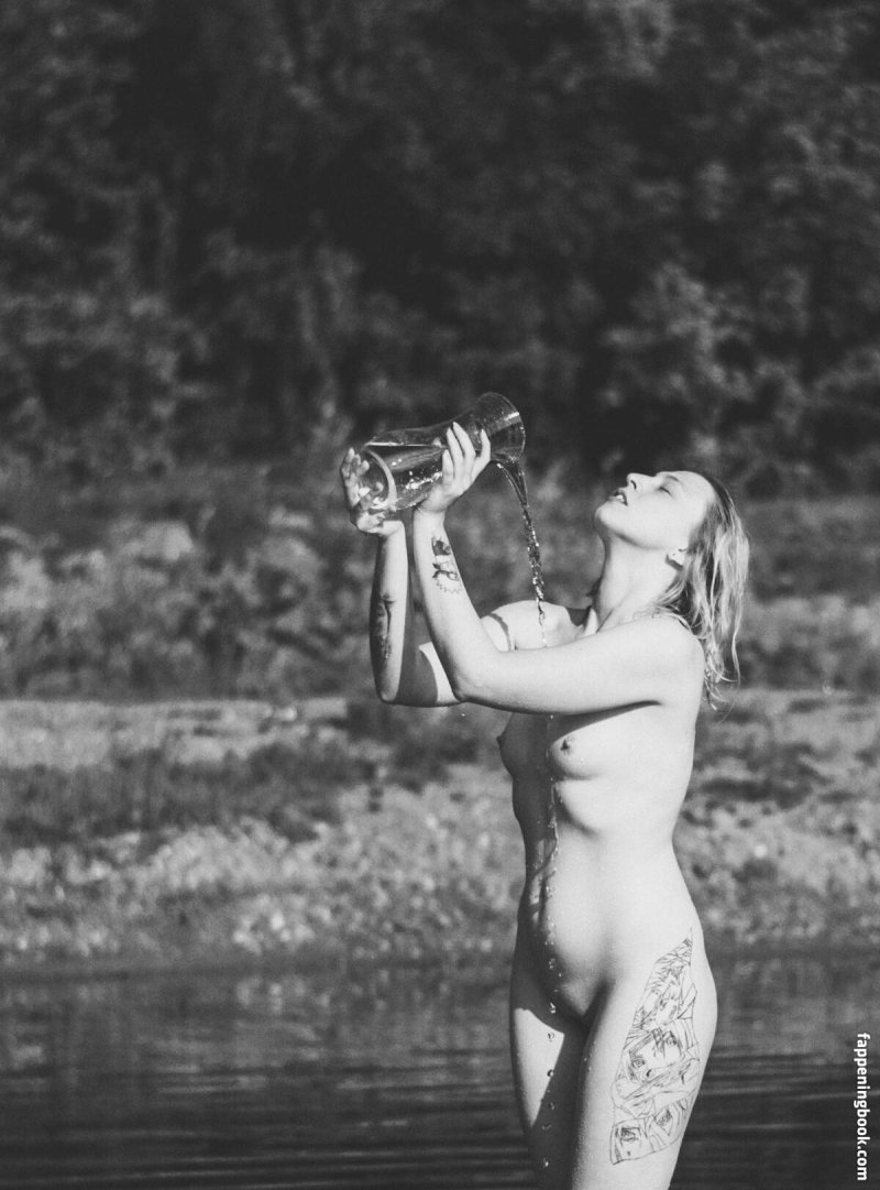 Nude photo shoots