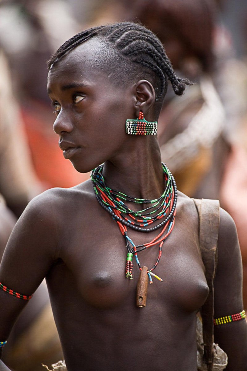Girl Hamer Ethiopia