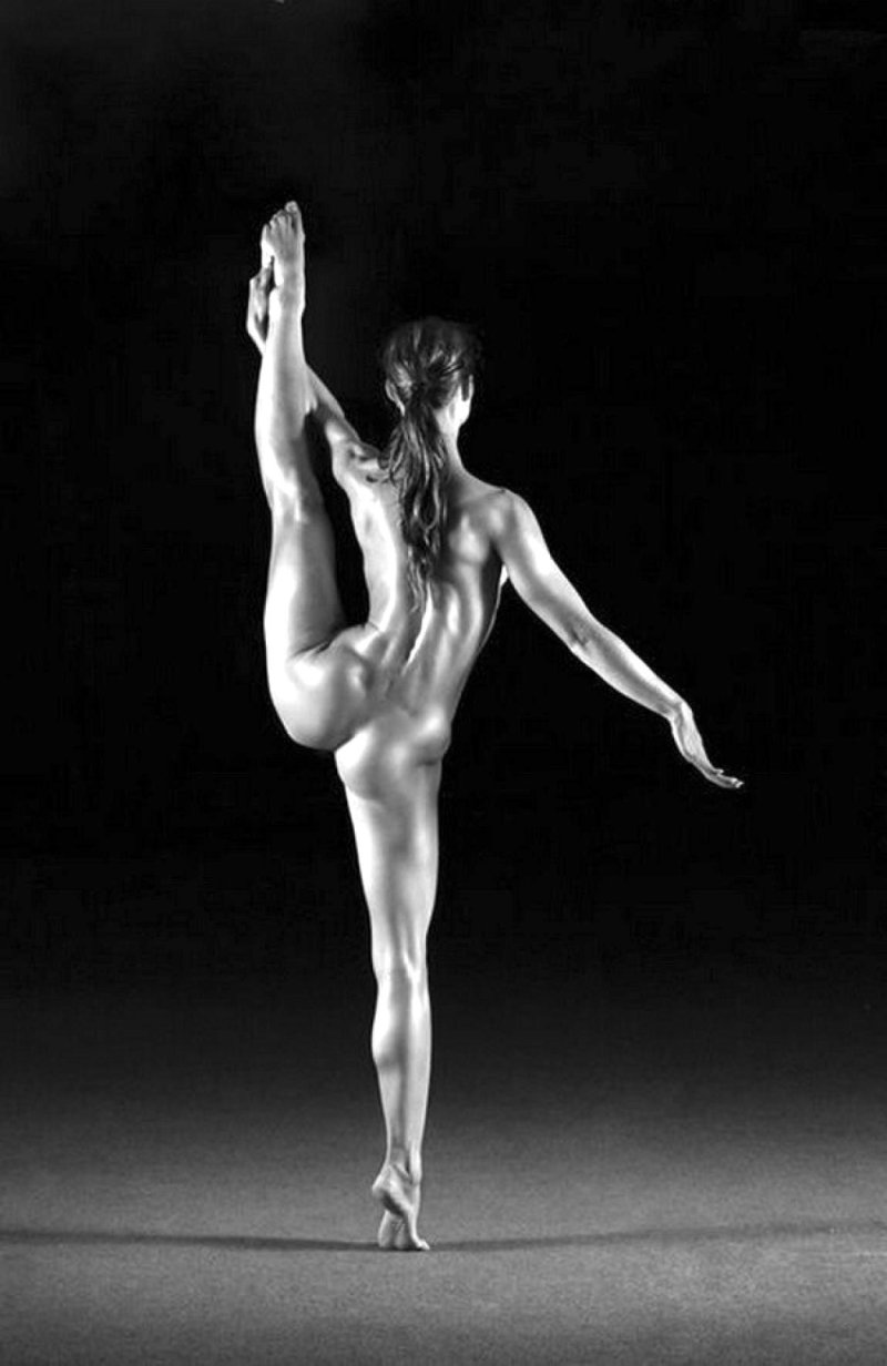 Zlata Yalinich Ballerina Naked