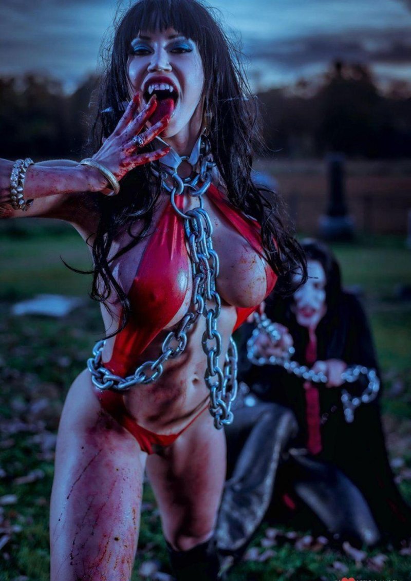 Sexy vampire