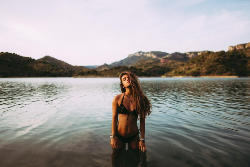 Photo shoot on the lake