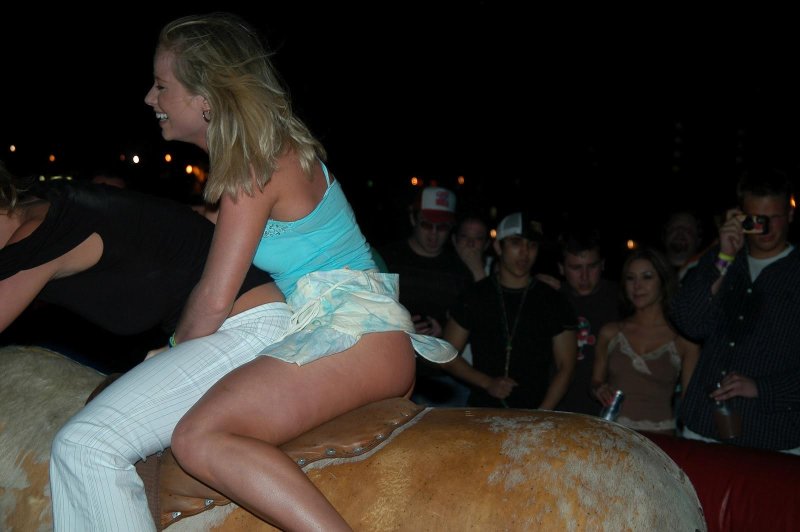 Rodeo on the bull
