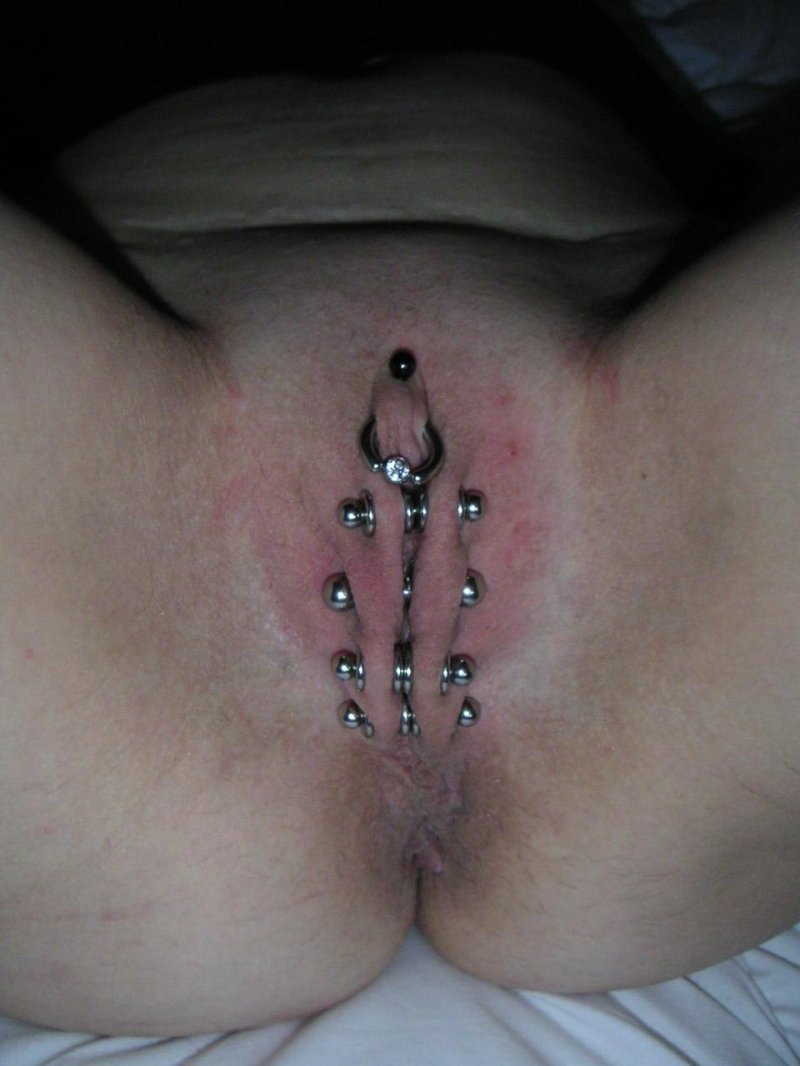 Vagina corset piercings