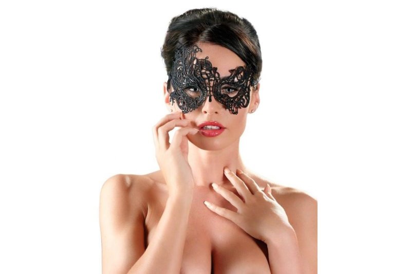 Lace mask